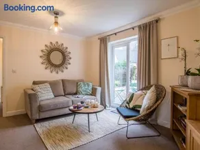 3 Bed in Bampton oc-77931 - Image 3