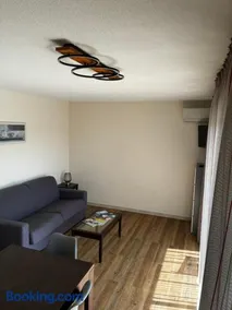 Appartement en bord de rivière, près des plages - Image 3