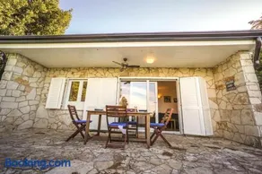 Beach House Lucy - Image 2