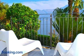 Apartment The Palm with Garden - Image 3