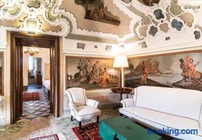 Baroni Giampiccolo Suite - Image 1