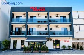 Vila GRANDE MAMAIA NORD - Image 1