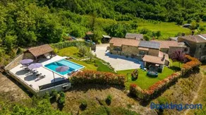 Villa adatta alle famiglie con terrazza, sauna e giardino - Image 3