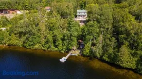 Lake and Pool Table - Au Pied du Lac - Image 1