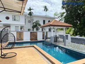 ZJ Garden Pool Villa - Image 3