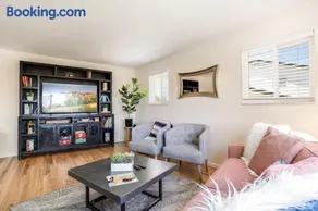 Spacious Denver Retreat w Hot Tub & Game Room - Image 3