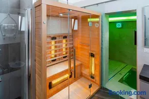 LUXUITE Villa con Piscina e sauna o villa con jacuzzi e doccia emozionale - Image 4