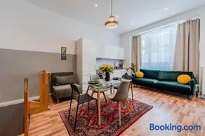 Apartment mit Fitness- und Spielbereich - Image 1