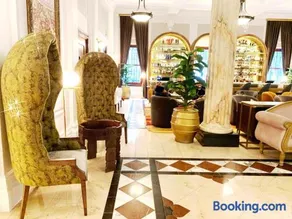 Taj Cape Town - fabulous 2 bedroom near top floor with stunning Table Mtn views - Image 2