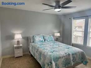 Twin Palms - Image 3