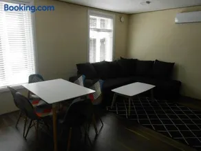 Yellow Center Holiday Home - Image 4