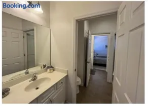 5 Bedroom House in a Golf resort community near Disney Parks & Universal Studios - Image 4
