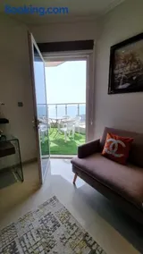 شقة مطلة على البحر والفورمولا ببرج المسارات - Image 1
