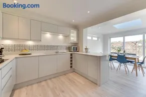 3 Bed in Greatstone oc-ek777 - Image 3