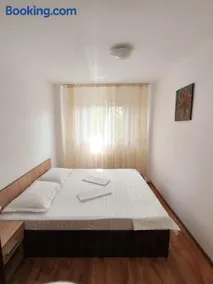 HomeAway Arena Mall - Image 3