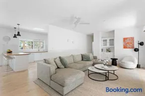 Dune House - Image 1