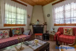 Maroulas House - Image 1