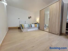 Appartement entier au rez- de- chaussée - Image 2