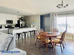 Brand New 3 Bedroom Condo in Bettendorf - Image 2