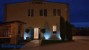 KING Guest Inn - Image 1