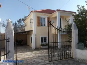 Traditional Village House - Image 2