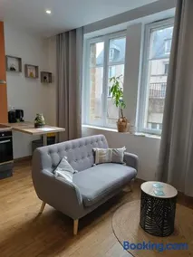 Joli appartement F2 plein centre Coutances - Image 3