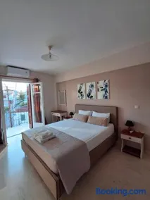 Tasias apartments - Image 1