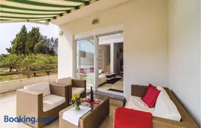 Two-Bedroom Holiday Home In Opuzen - Image 4