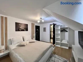 Casa Coltea - Image 2