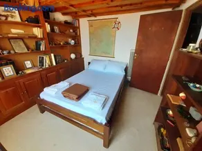 Dinos' House - Image 2