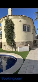 Luxury 6 Bed Villa La Marina Alicante - Image 2