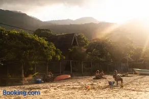 MAMBEMBE Guest House - Ilha Grande, Vila do Abraão - Image 2