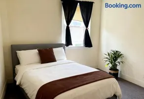 Burwood central unit - Image 5
