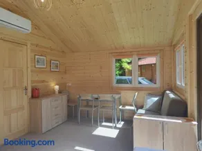 Domek nad Jeziorem Seksty,Mazury,klimatyzacja,sauna,jacuzzi - Image 2