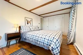 Quaint Renovated Single Family - Image 4