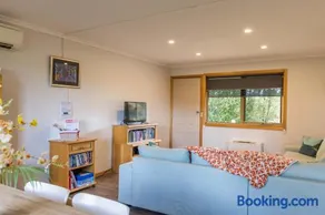 JoY's Guesthouse - Image 2