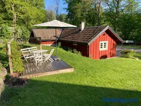Nyrenoverad liten stuga i Marmorbruket - Image 2