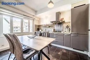 Appartement Proche Lac et Thermes - Image 4