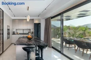Hersonissos Trinity Luxury Villas - Image 3
