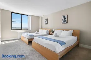 Stylish Apt in Crystal City - Image 2
