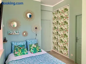 Sunny Studio Vieux Port - Image 1