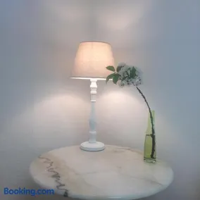 D&E Rooms - Image 2