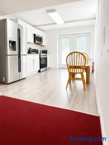 Private Basement Suite Full Kitchen - Image 1