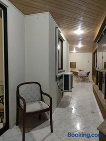 LINDO AP NA RUA 252, NO CORAÇÃO DE MEIA PRAIA - Image 3