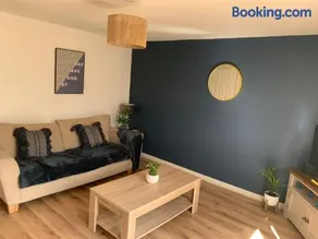 Kirkby House, 3 bedroom, sleeps up to 7 with sofa bed, holiday, corporate, contractor stays - Image 2