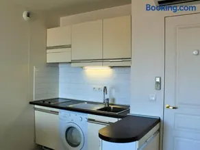 Top Floor Apartment Santa Barbara - Image 2