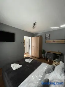 Cozy Studio 1 Bedroom nearby Value Center Mall - Image 2