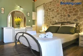Helena's House - Image 2