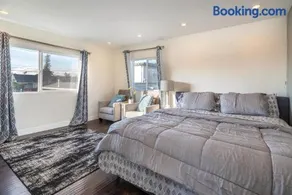 Comfortable Inn - Image 3