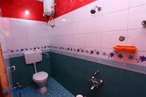 Hillside Green Valley Comfort Stay - Image 4